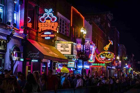  Nashville -  Muzyka country, dramatyczne romanse i gwiazdy znane z Broadwayu!